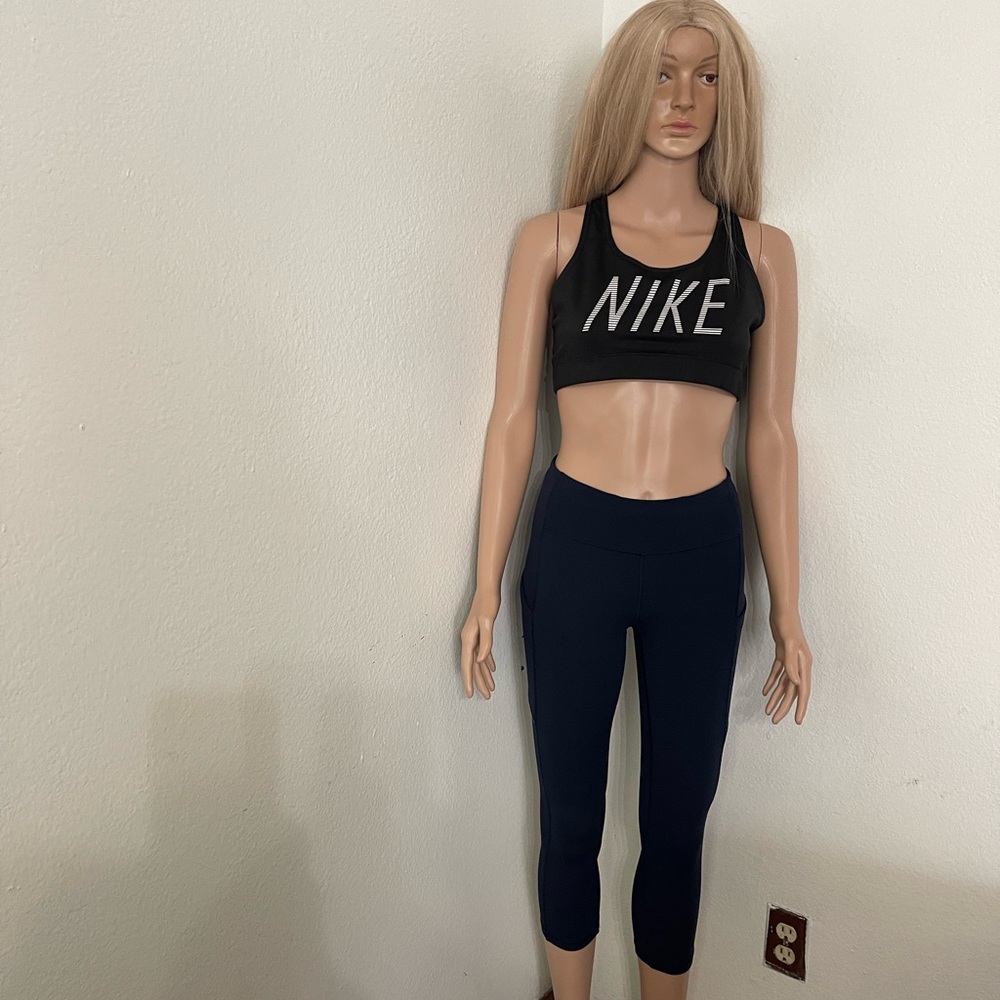 Lululemon Speed Up Crop * 21" True Navy (First Release) -Size 4 Good Condition - Picture 5 of 16